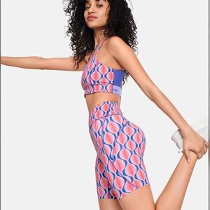 〰 RARE Outdoor Voices Retro Vapor Doing Things Sports Bra 〰